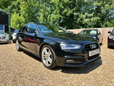 Used Audi A4 S-Line 150 HP (110 kW) 2015 Black Estate