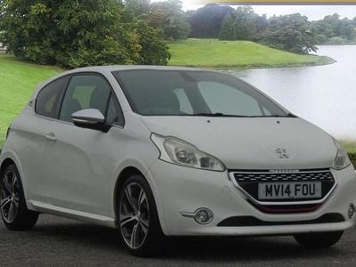 Used Peugeot 208 GTi 200 HP (147 kW) 2014 White Hatchback