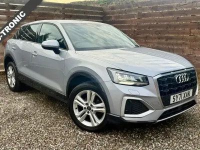 Usado Audi Q2 Sport 116 HP (85 kW) 2021 Prateado SUV