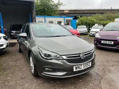 Used Vauxhall Astra SRi 110 HP (80 kW) 2016 Grey Hatchback