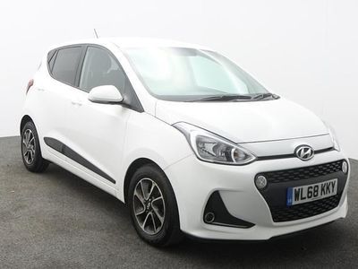 Used Hyundai i10 Premium 87 HP (63 kW) 2019 White Hatchback