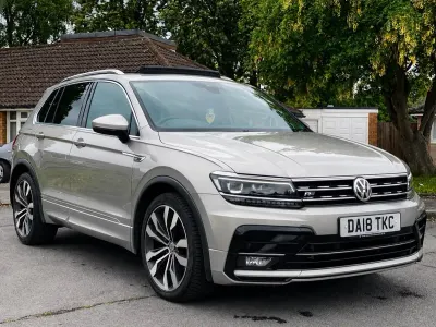 Usado VW Tiguan R-line 150 CV (110 kW) 2018 Plateado SUV