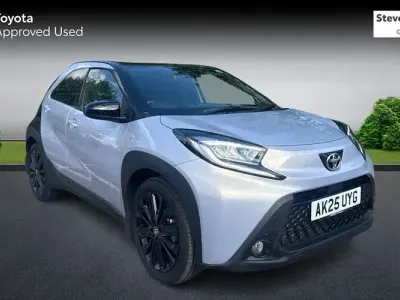 Used Toyota Aygo X Edition 72 HP (52 kW) 2025 Silver SUV