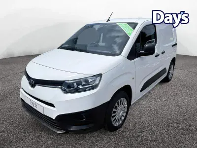 Used Toyota Proace 120 HP (88 kW) 2021 White MPV