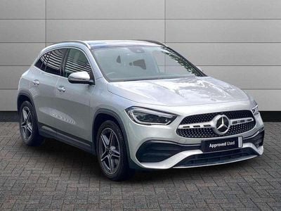 Mercedes GLA220