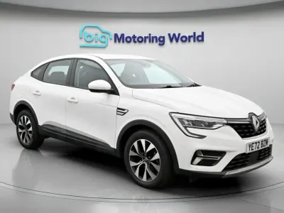 Used Renault Arkana Iconic 150 HP (110 kW) 2022 White SUV