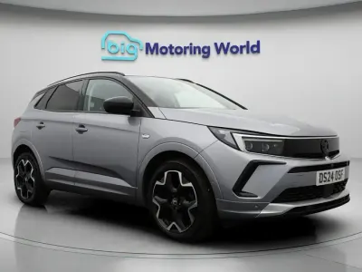 Used Vauxhall Grandland X Ultimate 131 HP (96 kW) 2024 Grey SUV
