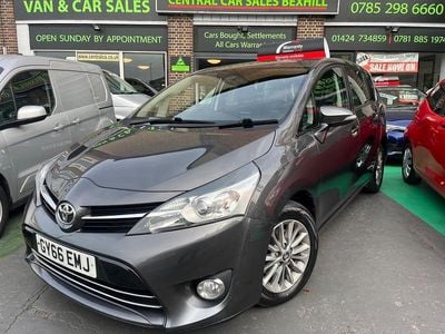 Grey Used 2016 Toyota Verso MPV | £5,695 (Good price)