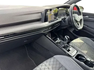 Used VW Golf VIII R-line 150 HP (110 kW) 2022 Hatchback
