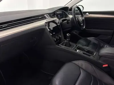 Used VW Arteon Elegance 150 HP (110 kW) 2019 Blue Hatchback