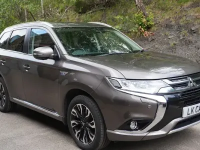 Used Mitsubishi Outlander P-HEV