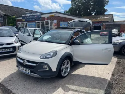 Used Vauxhall Adam Rocks 87 HP (63 kW) 2014 White Hatchback
