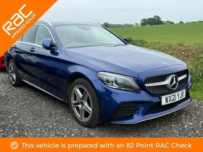 Usado Mercedes C300e AMG line 320 HP (235 kW) 2021 Azul Carrinha