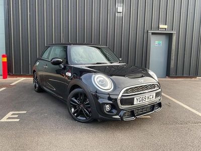 Black Used 2019 Mini Cooper S Hatch Hatchback | £13,699 (Fair price)