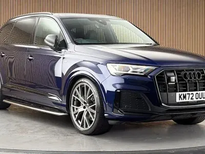 Used Audi Q7 Comfort 286 HP (210 kW) 2023 Blue SUV