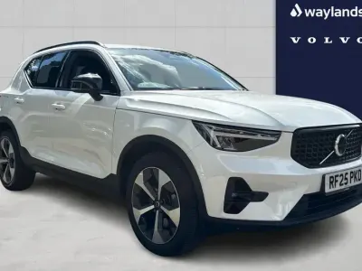 Used Volvo XC40 Plus 194 HP (142 kW) 2025 White SUV