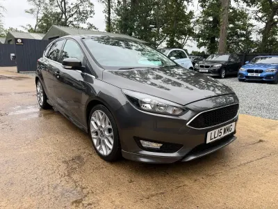 Used Ford Focus Zetec 2015 Grey Hatchback