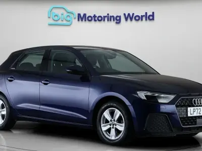 Used Audi A1 Sportback 95 HP (69 kW) 2023 Blue Hatchback