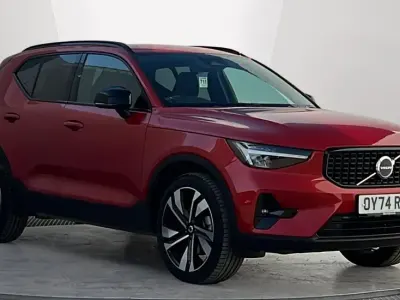 Used Volvo XC40 Plus 163 HP (119 kW) 2024 Red SUV