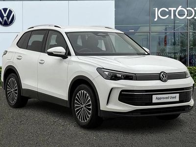 White Used 2025 VW Tiguan Match SUV | £31,468
