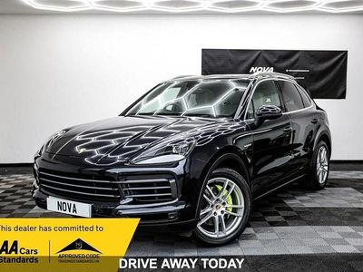 Blue Used 2019 Porsche Cayenne SUV | £33,990 (Fair price)