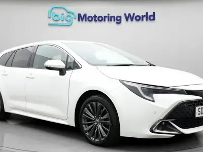 Used Toyota Corolla Design 140 HP (102 kW) 2026 Estate