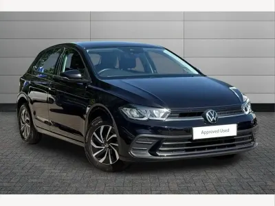 Used VW Polo Life 95 HP (69 kW) 2024 Black Hatchback