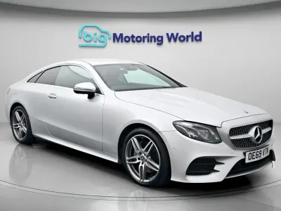 Begagnad Mercedes E220 AMG line 191 HK (140 kW) 2019