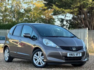 Used Honda Jazz ES 2015 Brown Hatchback