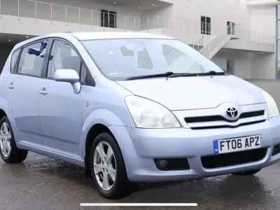 Used Toyota Corolla Verso T3 129 HP (94 kW) 2006 Blue MPV