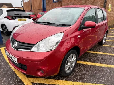 Used Nissan Note Acenta 110 HP (80 kW) 2010 Red Hatchback