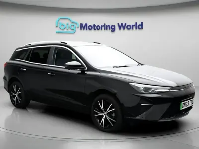 Używany MG MG5 EV Trophy 114 kW (156 KM) 2022 Czarny Kombi