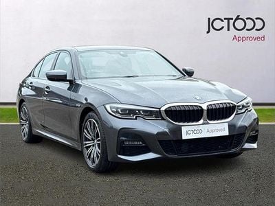 Usado BMW 320 M Sport 180 HP (132 kW) 2022 Cinzento Sedan