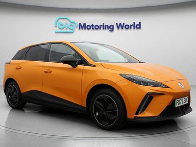 Used MG MG4 EV Trophy 147 kW (201 HP) 2022 Orange Hatchback