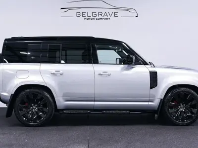 Used Land Rover Defender S 250 HP (183 kW) 2022 Silver SUV