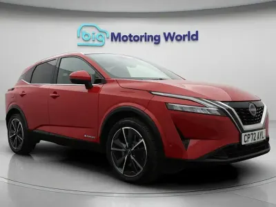 Begagnad Nissan Qashqai S 190 HK (139 kW) 2022 Röd SUV
