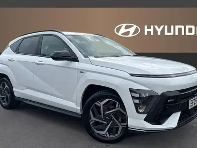 Usado Hyundai Kona N Line 129 CV (94 kW) 2025 Blanco SUV