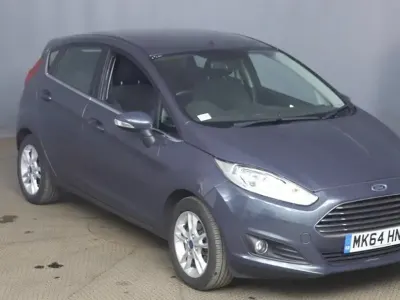 Używany Ford Fiesta Zetec 2014 Szary Hatchback