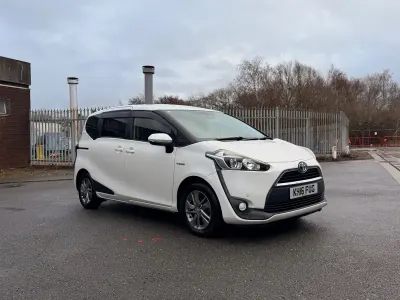 Used Toyota Sienta 2016 White