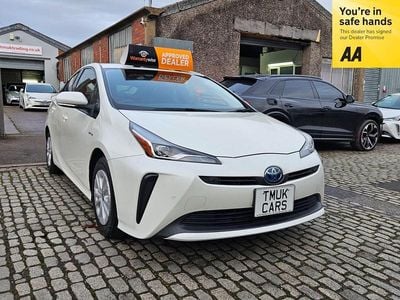Pearl white Used 2019 Toyota Prius Hatchback | £10,495 (Super price)