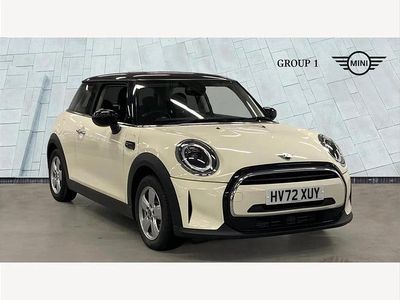Used Mini Cooper Classic 136 HP (100 kW) 2022 White Hatchback