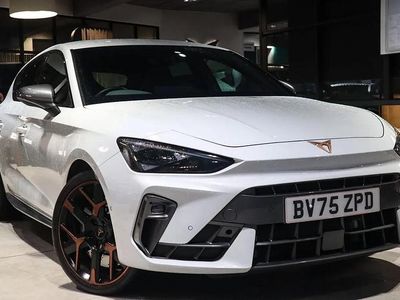 Used Cupra Leon VZ3 267 HP (196 kW) 2025 White Hatchback