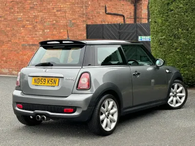 Usado Mini Cooper S Hatch 2009 Cinzento Citadino