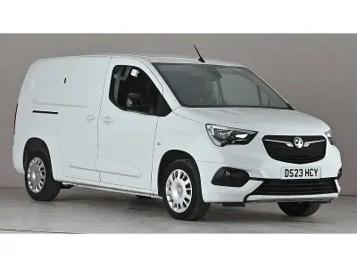Used Vauxhall Combo 100 HP (73 kW) 2023 White MPV