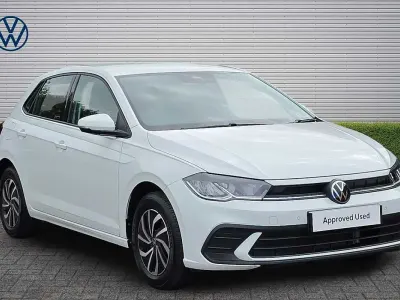 Used VW Polo Life 95 HP (69 kW) 2024 White Hatchback