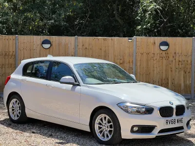 Used BMW 118 Impressive 2018 White Hatchback
