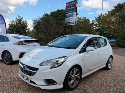 Used Vauxhall Corsa SRi 88 HP (64 kW) 2016 White Hatchback