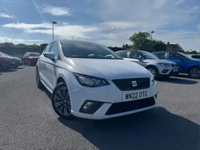 Used Seat Ibiza SE Technology 94 HP (69 kW) 2022 White Hatchback