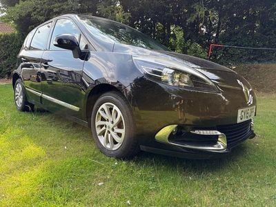 Black Used 2015 Renault Scénic III Dynamique MPV | £3,895 (Good price)