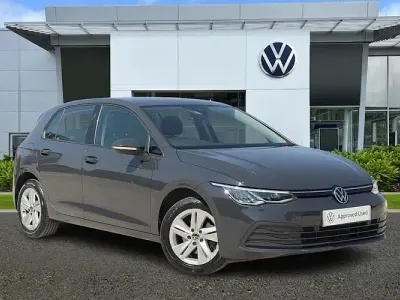 Used VW Golf VIII Life 110 HP (80 kW) 2022 Urano grey Hatchback